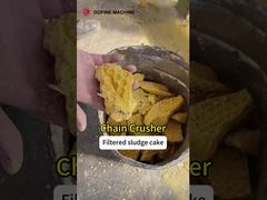 Vertical pulverizer for pulverizing high-hardness filter cake test